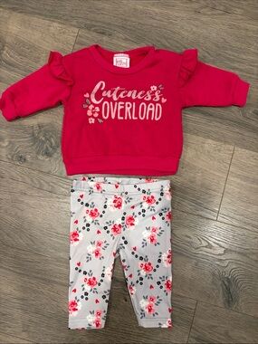 0-3 Months Just Lizzy matching sweatshirt & pants set - NWOT!  baby girl newborn